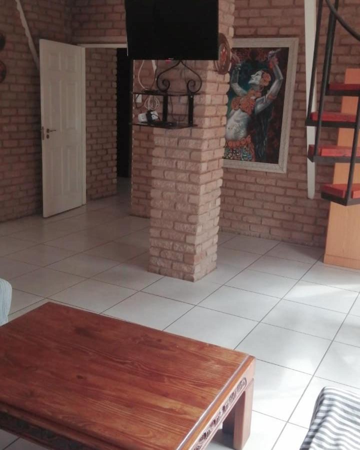 Villa Africa Guesthouse تسومب المظهر الخارجي الصورة